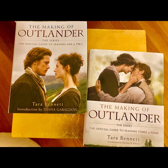 Other - 💕OUTLANDER Set of 2 Oversize Display Books/Bonus